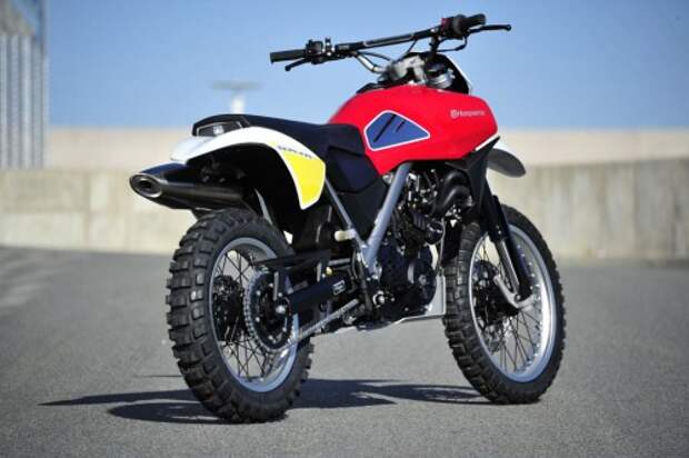012012-husqvarna-baja-concept-11