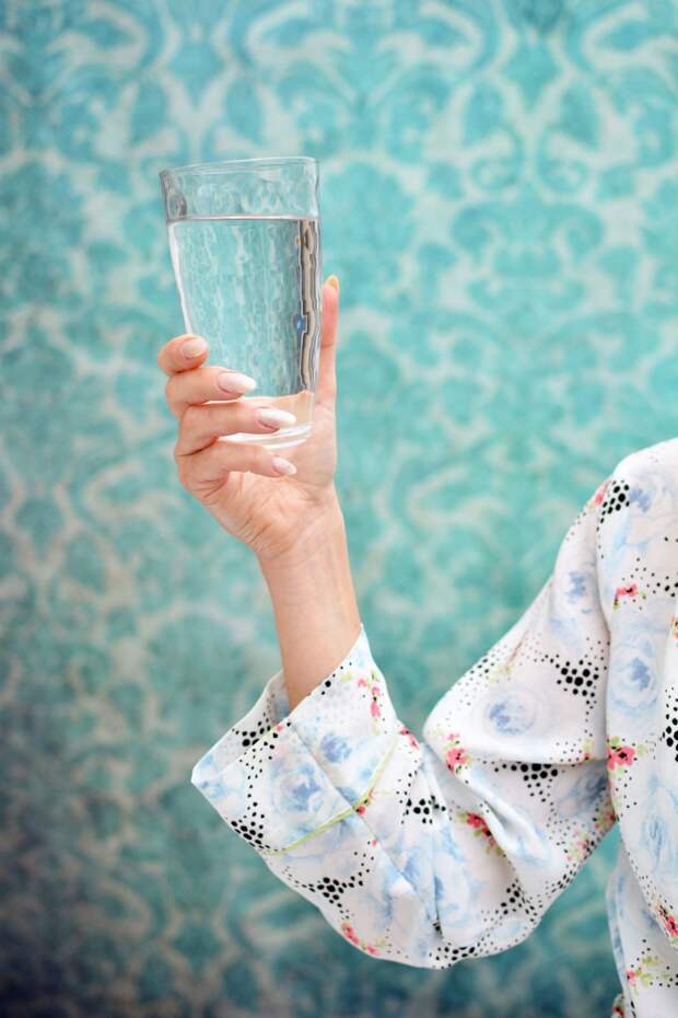 How to Optimise Your Skincare Routine to Fight Ageing | Drink Plenty of Water