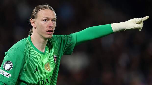 Фанаты «ПСЖ» восхитились игрой Сафонова в ЛЧ против «Ливерпуля»: «Действительно московская стена!»