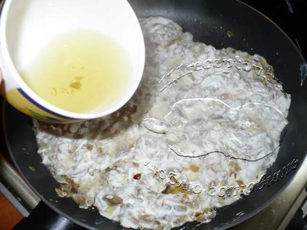Жюльен с грибами и ветчиной