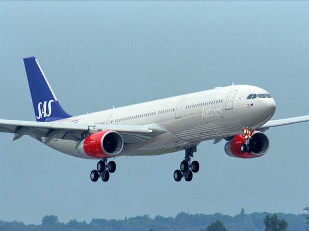 Scandinavian Airlines или SAS, в настоящее время работает в качестве национальной авиакомпании Дании, Норвегии и Швеции. Авария со смертельным исходом произошла в 2001 году.