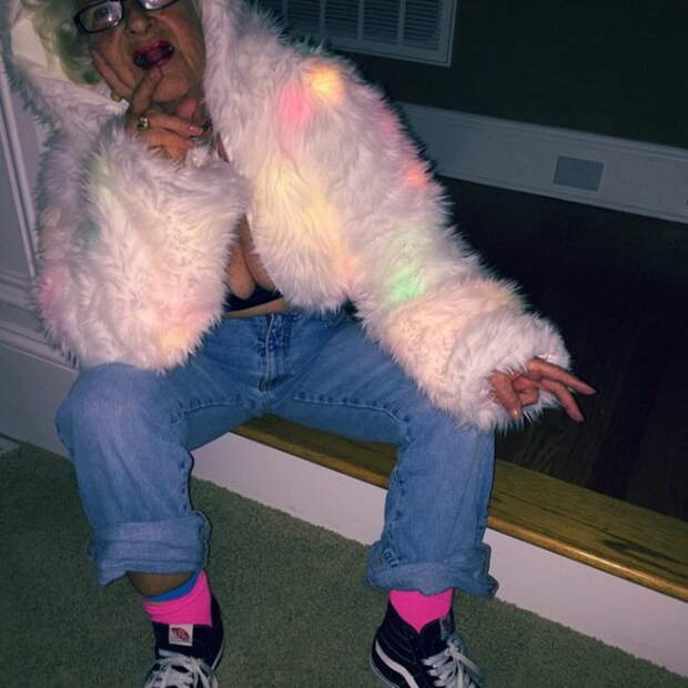 86-летняя бабуля Baddie Winkle и ее офигеннный Instagram