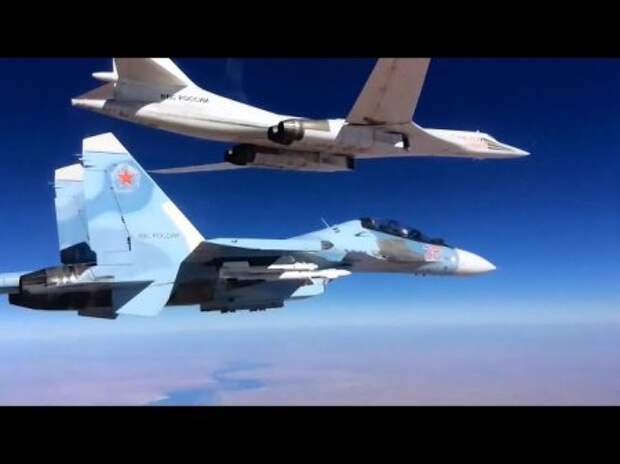 Сопровождение Су-30СМ ракетоносцев Ту-160, выполнивших пуск крылатых ракет над Средиземным морем (ВИДЕО) Сопровождение Су-30СМ ракетоносцев Ту-160, выполнивших пуск крылатых ракет над Средиземным морем (ВИДЕО)
