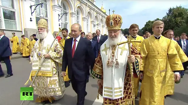 Путин принял участие в торжествах по случаю 1030-летия Крещения Руси