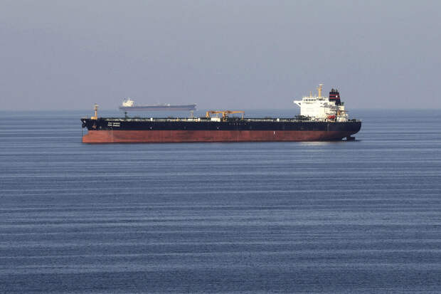 Трамп: ВМС США при необходимости начнут сопровождать танкеры в Ормузском проливе