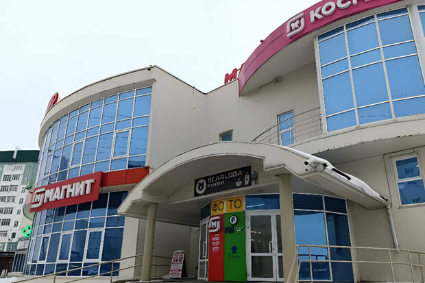 Старейший ТЦ Нижневартовска выставили на продажу: что за этим стоит?