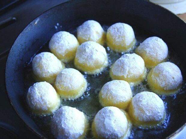 Сырные шарики с чесноком
