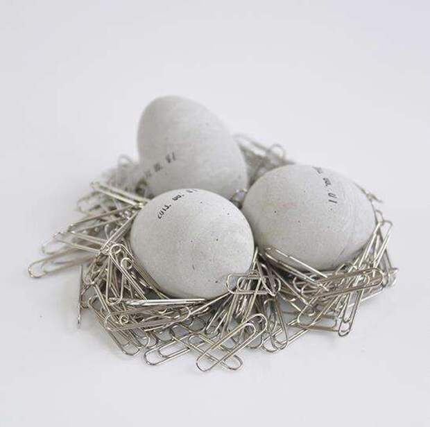 Канцелярия из бетона