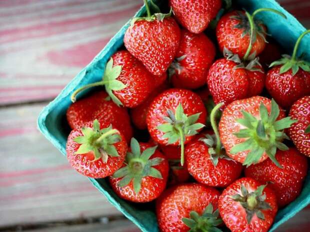 10. Хвостики от клубники идея, продукты, хитрости