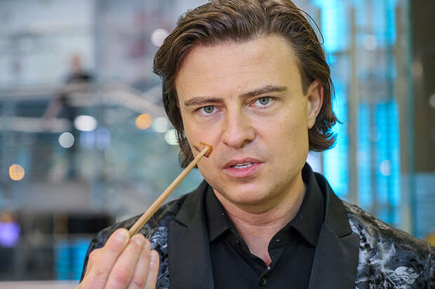 Прохор Шаляпин подхватил стыдную болезнь от поклонницы в возрасте