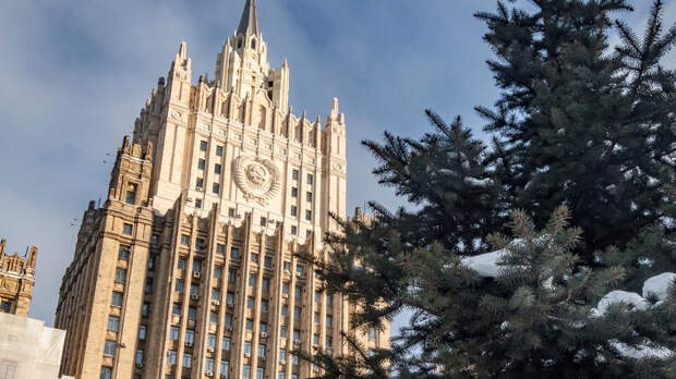 МИД РФ отметил отсутствие реакции США на продление ДСНВ