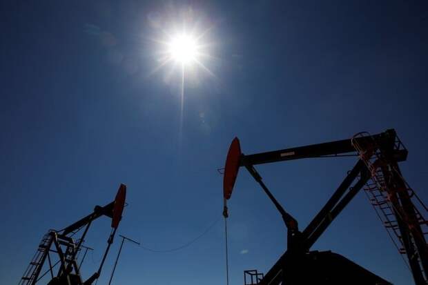 Фьючерсы на нефть WTI подешевели во время американской сессии