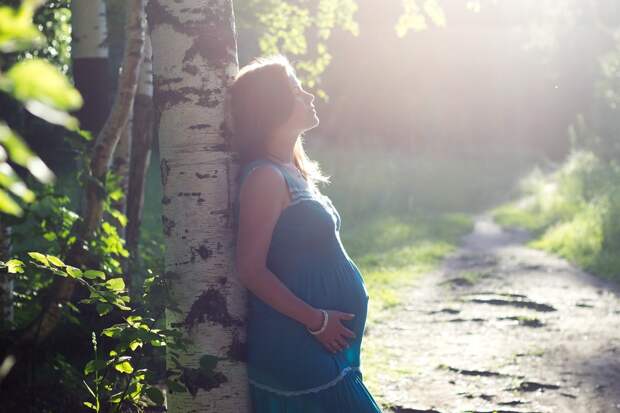 Как поговорить с дочерью о ранней беременности и предотвратить аборт?