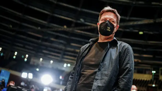 Вице-канцлер ФРГ допустил все варианты санкций в случае «вторжения» России на Украину