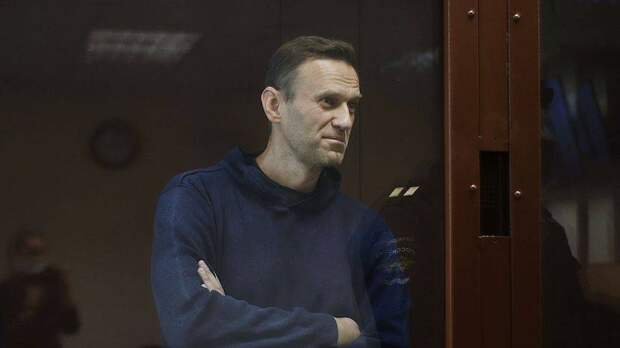 Кто же передает статьи Навального из колонии на Кто же передает статьи Навального из колонии на