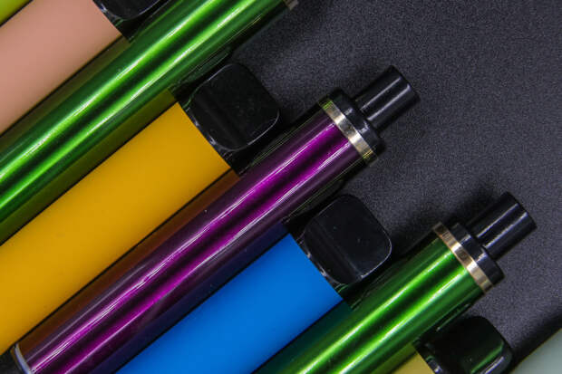 В России высказались о сроках введения полного запрета вейпов