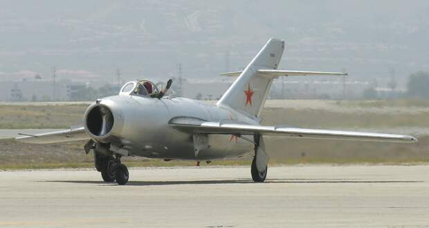 Зачем МиГ-15 ВВС СССР сбил шведскую летающую лодку