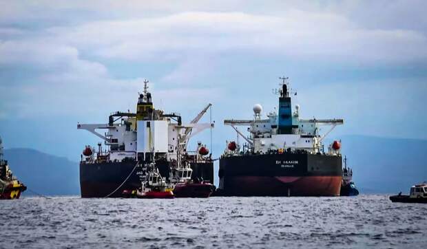Американские танкеры вовсю везут нефть из России вопреки санкциям
