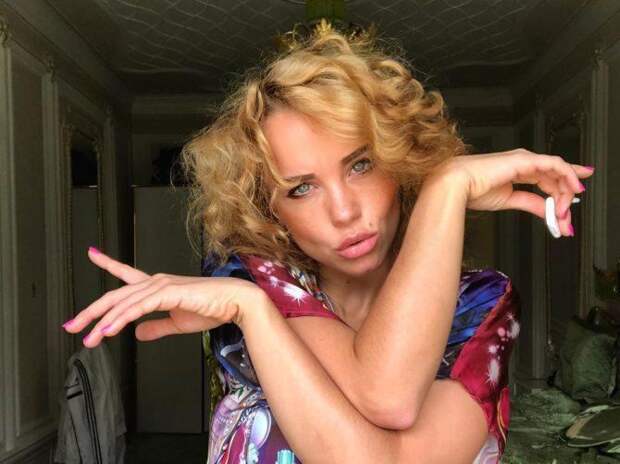 Первое видео встречи матери и пропавшей Юлии Реутовой