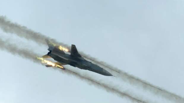Фронтовой бомбардировщик СУ-24