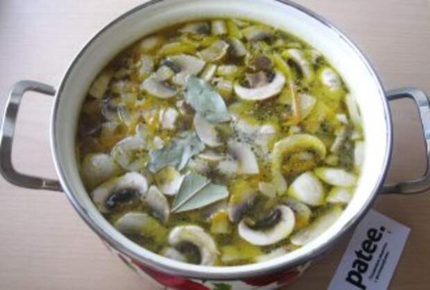 Куриный суп с пшеном и грибами - приготовление