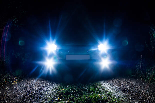 Водителей с ксеноновыми фарами описали словами «приводят в бешенство»