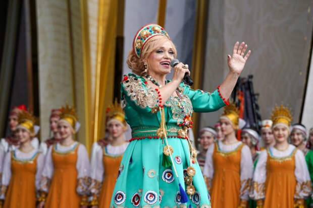 Психолог объяснил, почему публика отвернулась от Надежды Кадышевой