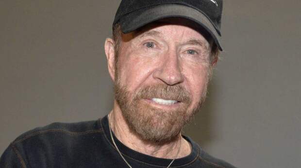 Чак Норриса госпитализировали на Гавайях