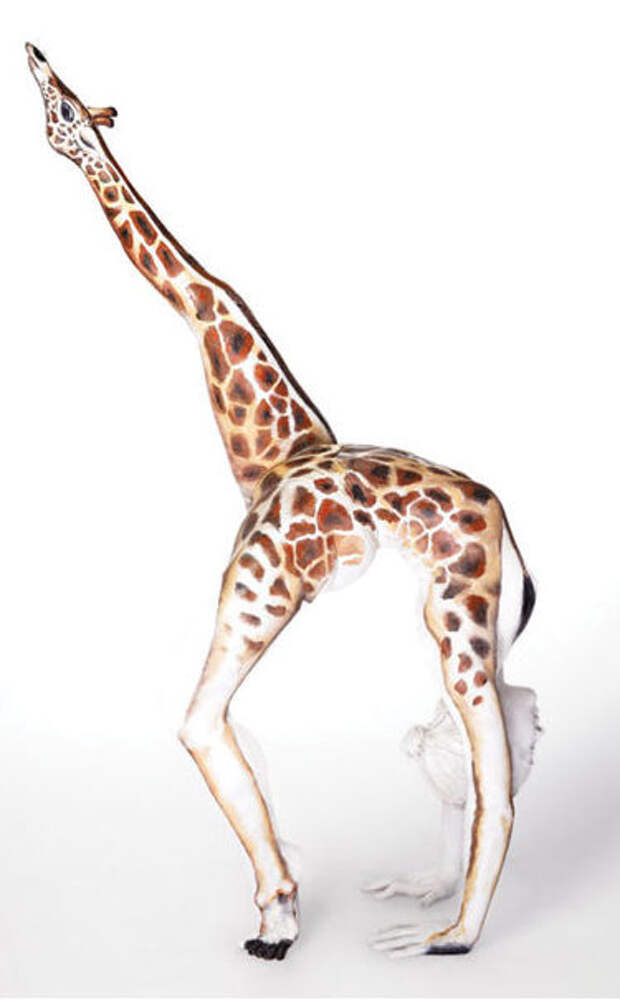 6. Жираф боди-арт, художник, человек-змея