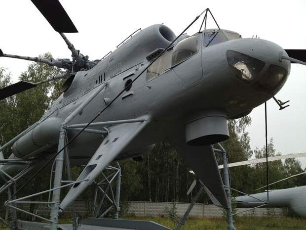Ми-10 - военный летающий кран