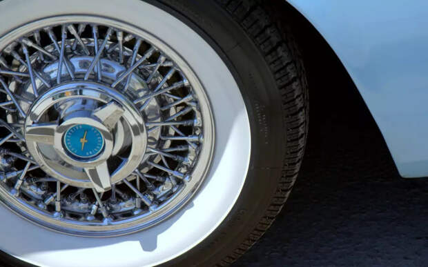 Названо вещество, которое придает шинам темный цвет