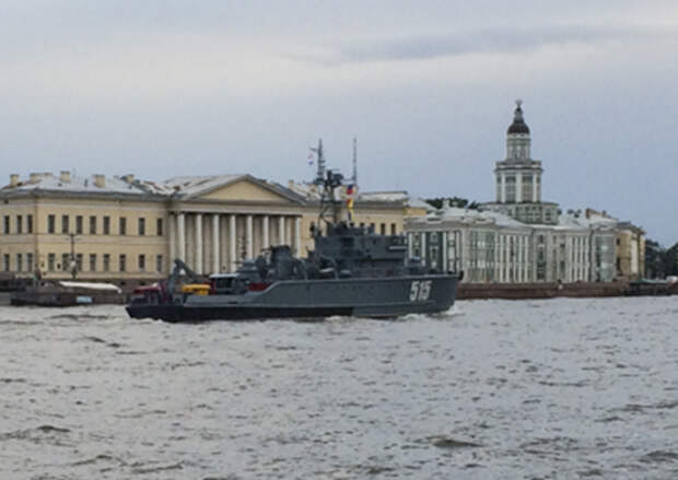 Штаб ленинградского военного. Штаб ЛЕНВМБ. Ленинградская военно-морская база. Главный штаб Ленинградского военного округа. Штаб Ленинградской военно морской базы адрес.