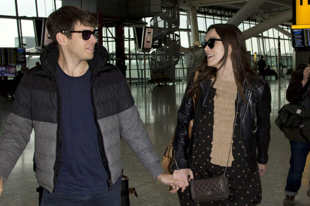 Актриса Кира Найтли вышла на публику с мужем Джеймсом после слухов о разводе