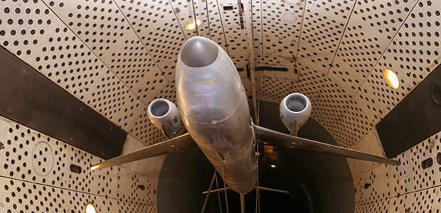 Модель самолёта SSJ-NEW с двигателями ПД-8 прошла аэродинамические испытания в ЦАГИ.