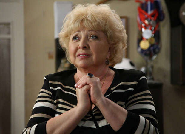 Агент попавшей в больницу звезды сериала «Воронины» раскрыла ее состояние