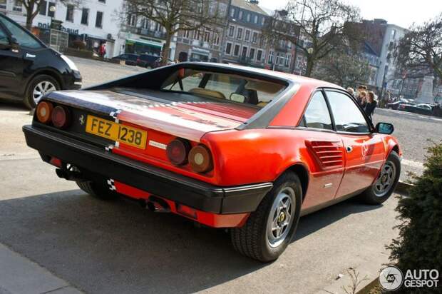 Необычная раскраска Ferrari Mondial (10 фото)