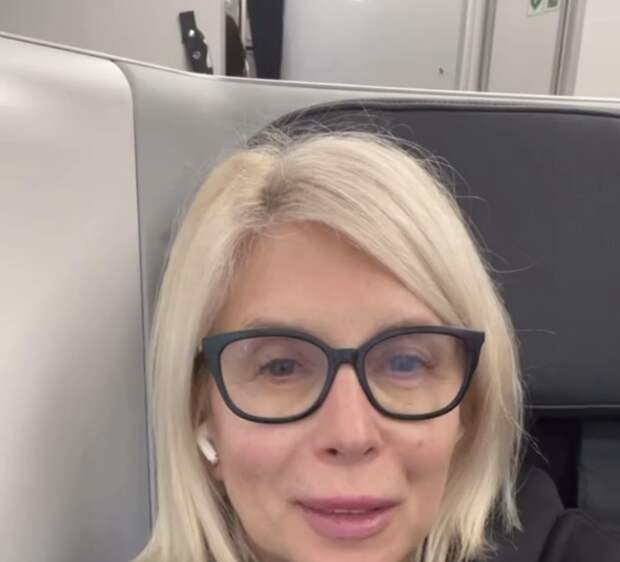 Певица Алена Свиридова призналась, что улетела к сыну в Ванкувер