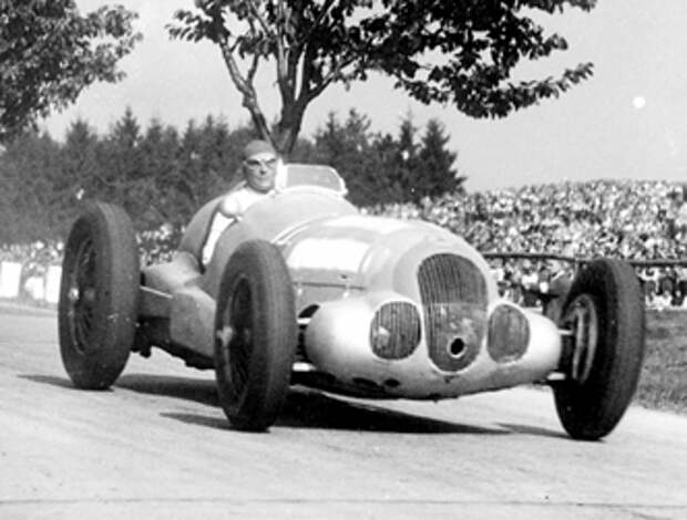 Mercedes Benz W125 
