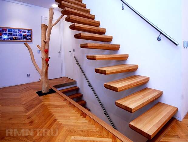 Деревянная лестница в доме. 20 фото-идей