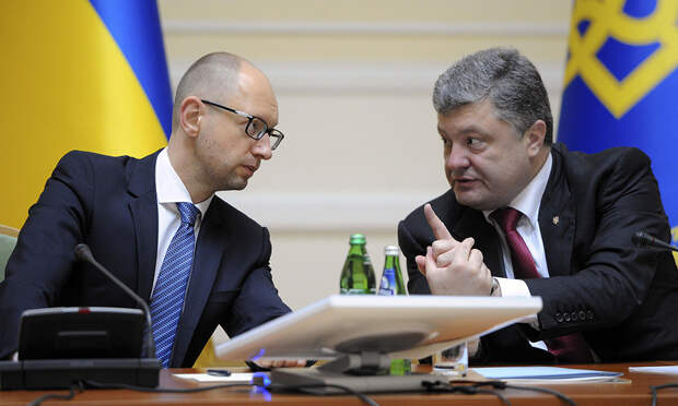 Яценюк требует от Порошенко принятия закона о регламенте работы Кабмина Яценюк требует от Порошенко принятия закона о регламенте работы Кабмина