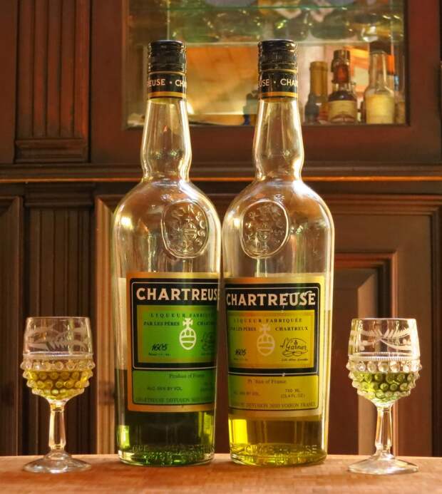 https://boozenerds.files.wordpress.com/2014/02/chartreuse.jpg
