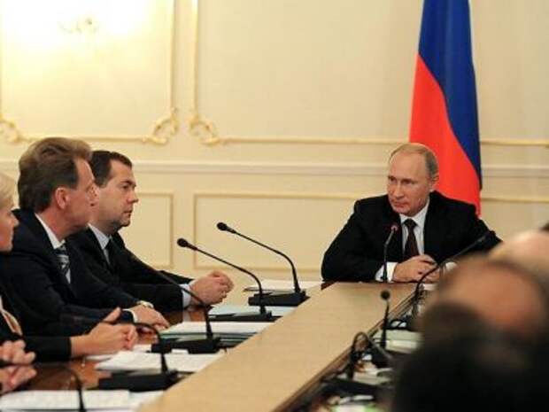 Путин не возражает, что зарабатывает меньше своих подчиненных
