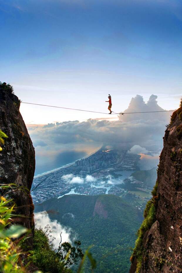 самые опасные и экстремальные фотографии на высоте (4)