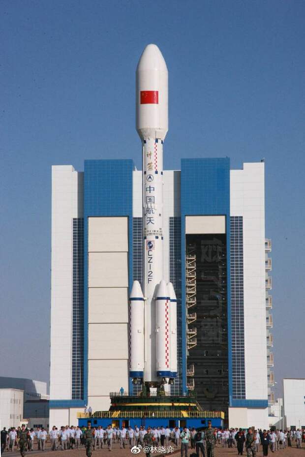 Многоцелевая тайна: первый многоразовый космический корабль Китая