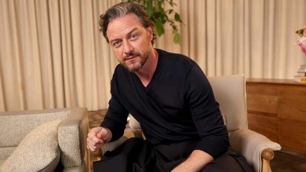 Джеймс МакЭвой признался, что 4 года назад у него родился сын