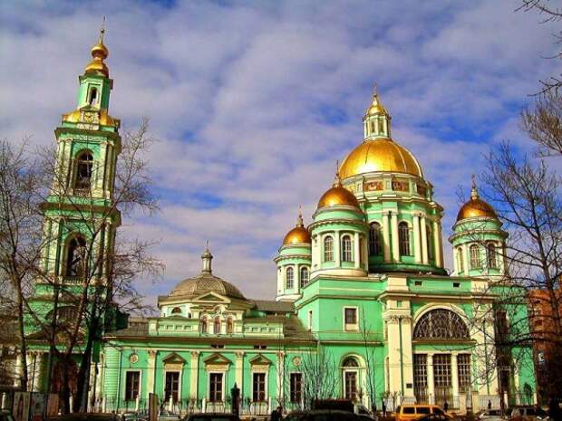 Самые красивые храмы России. Sepon.  Врятли конечно будете читать, но..    Казанский кафедральный собор в Санкт-Петербурге, храм воинской славы, одно из вел