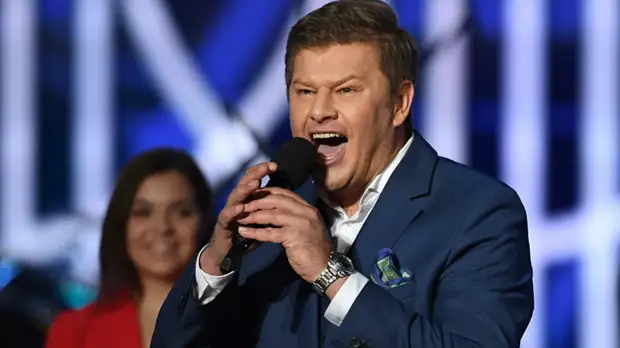 Экс-биатлонист Тихонов назвал Губерниева идиотом