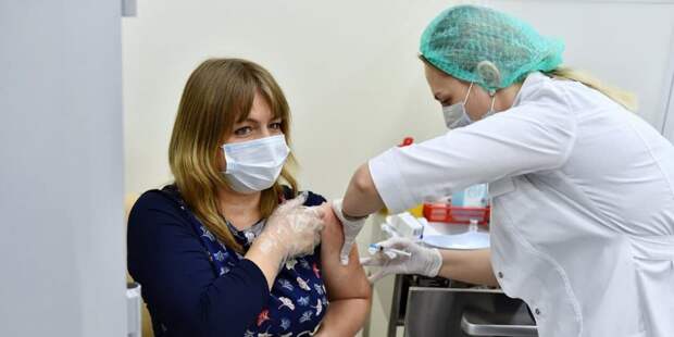 Более двух миллионов человек сделали прививку от COVID-19 за последний месяц - Собянин. Фото: Ю.Иванко, mos.ru