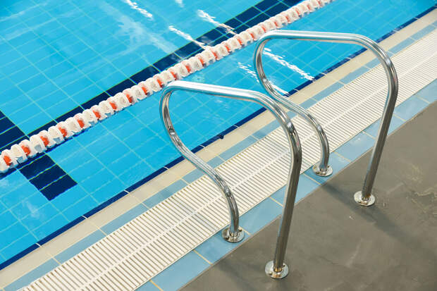 В Италии 12-летний мальчик утонул после попадания ноги в фильтр джакузи