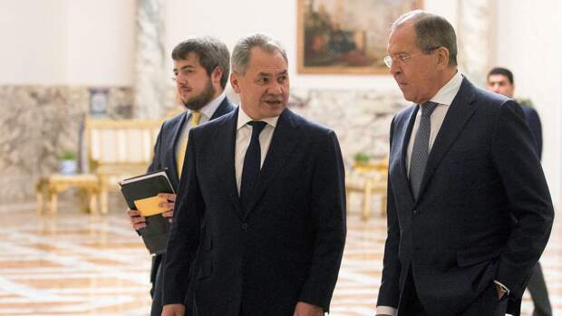 «Единая Россия»: Лавров и Шойгу не приехали в штаб партии из-за занятости